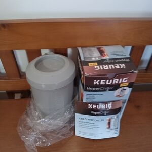 Keurig Hyperchiller New open box Makes iced coffee instantly